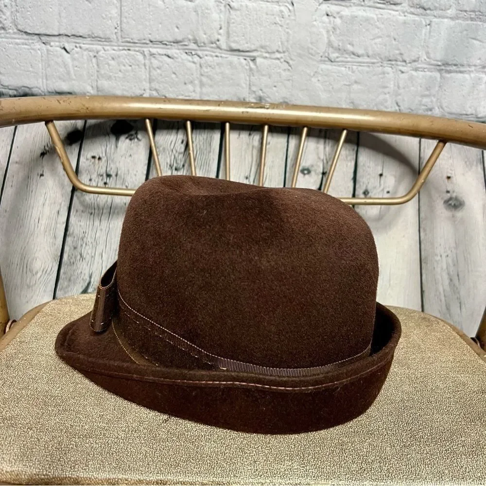 Vintage Henry Pollack wool hat with belted brim - Picture 7 of 7